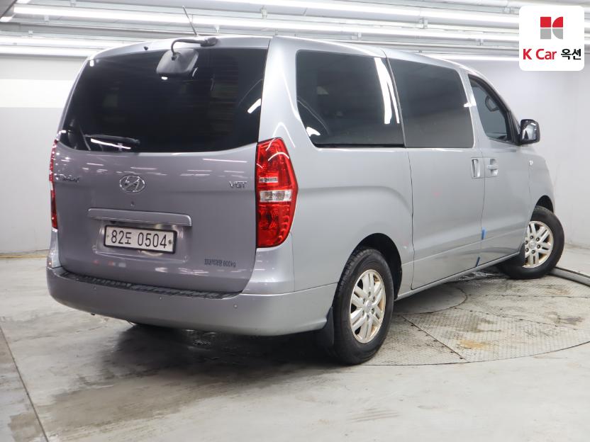2021 - hyundai grand starex