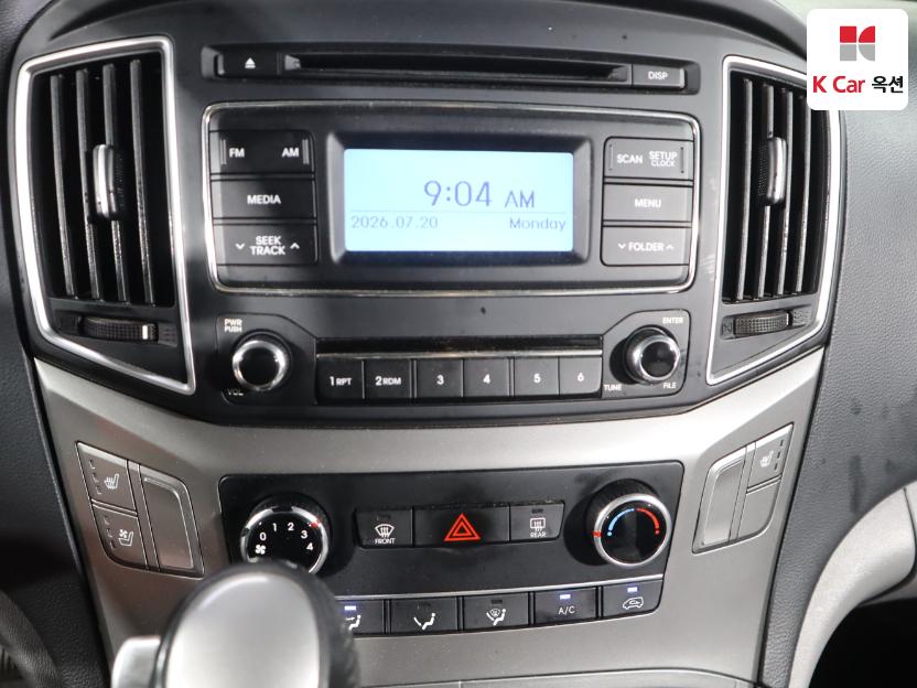 2021 - hyundai grand starex