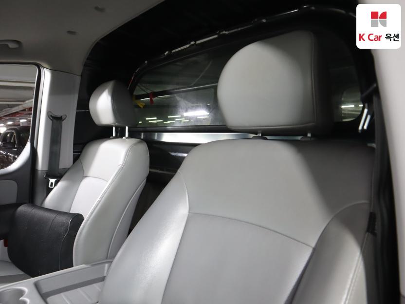 2021 - hyundai grand starex