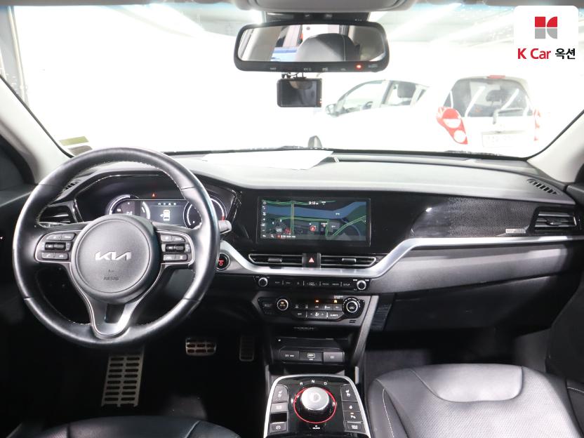 2022 - kia niro