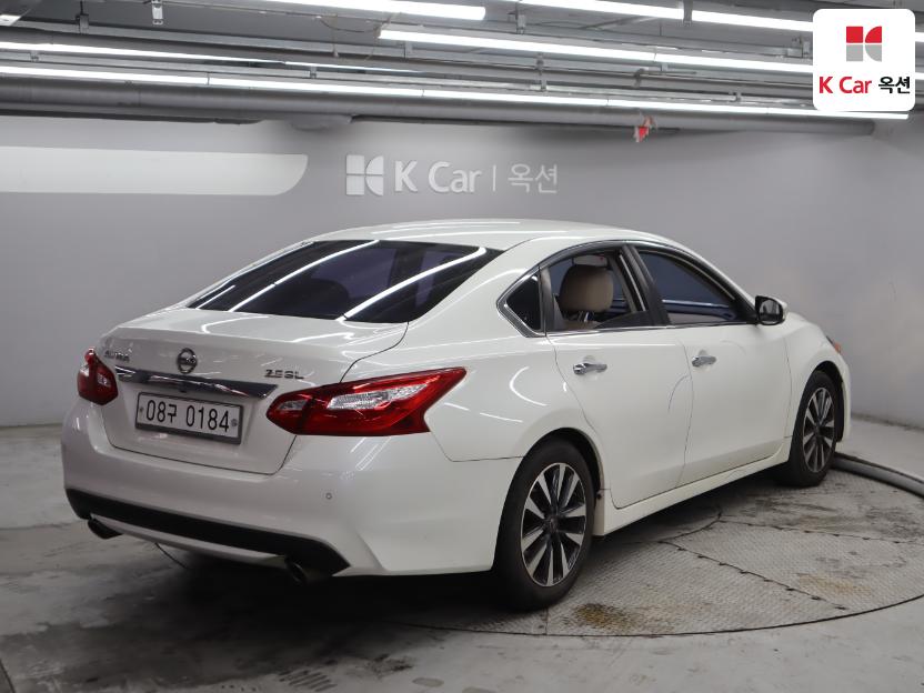 2017 - nissan altima