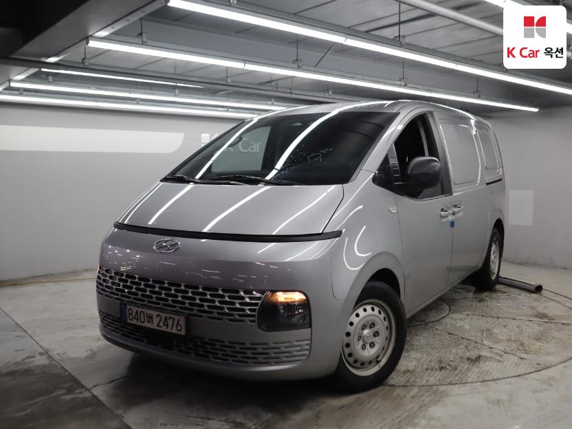 2022 - hyundai staria