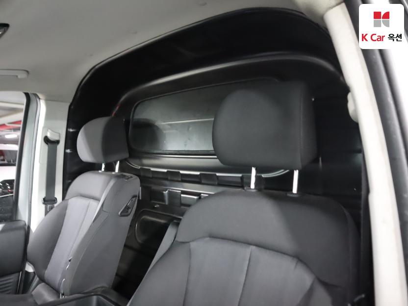 2022 - hyundai staria