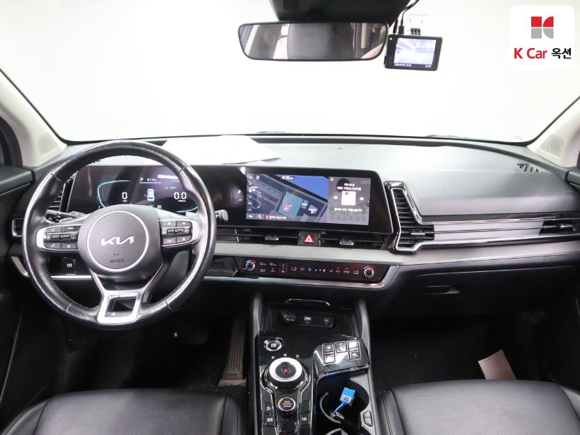 2023 - kia sportage