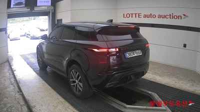 Land Rover Range Rover 2025 — صورة 2
