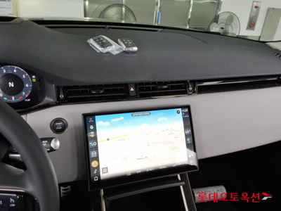 Land Rover Range Rover 2025 — صورة 7