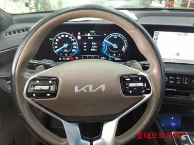 كيا K8 2023 — صورة 8