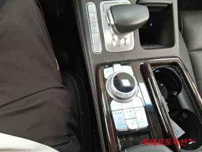 جينيسيس G90 2022 — صورة 6