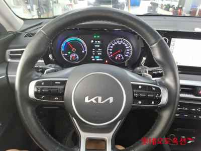 كيا K5 2022 — صورة 8
