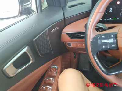 كيا K8 2025 — صورة 10