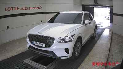 جينيسيس Gv70 2023 — صورة 1