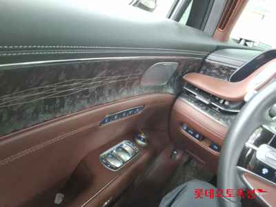 جينيسيس G90 2023 — صورة 9
