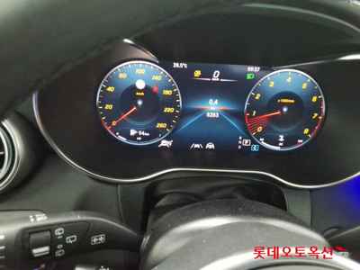 Mercedes-Benz Glc300 2022 — صورة 10