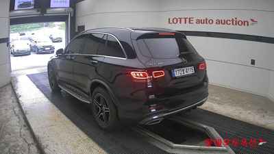 Mercedes-Benz Glc300 2022 — صورة 2