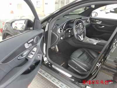 Mercedes-Benz Glc300 2022 — صورة 3
