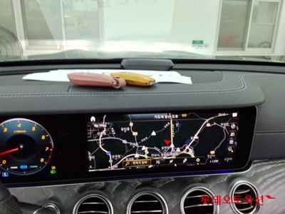 Mercedes-Benz E350 2022 — صورة 8