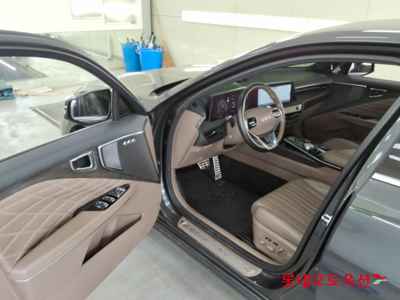 كيا K8 2022 — صورة 4