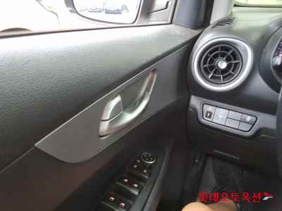 كيا K3 2022 — صورة 9