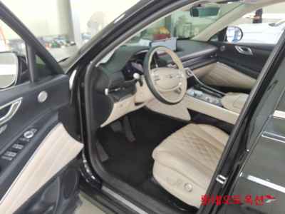 جينيسيس Gv80 2023 — صورة 3