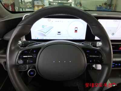 هيونداي Ioniq 2023 — صورة 10