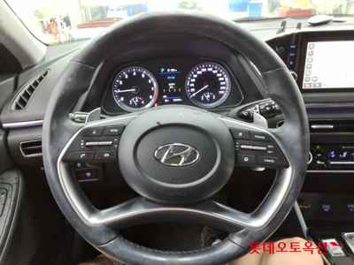هيونداي سوناتا 2022 — صورة 9