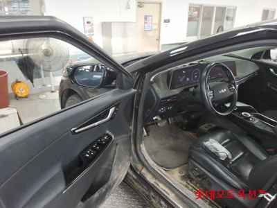 كيا Ev6 2023 — صورة 4