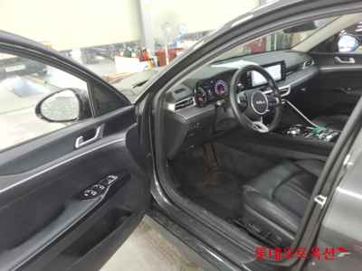 كيا K5 2023 — صورة 3