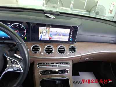 Mercedes-Benz E220 2022 — صورة 6