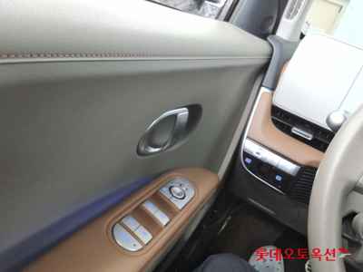 هيونداي Ioniq 2023 — صورة 9