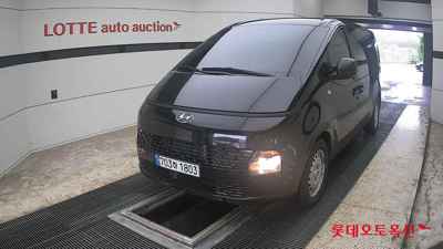 هيونداي Staria 2023 — صورة 1
