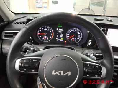 كيا K5 2022 — صورة 10
