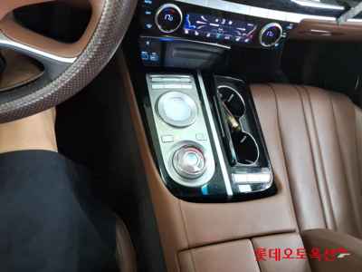 جينيسيس G80 2022 — صورة 6