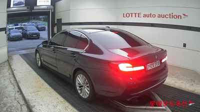 Bmw 520I 2022 — صورة 2