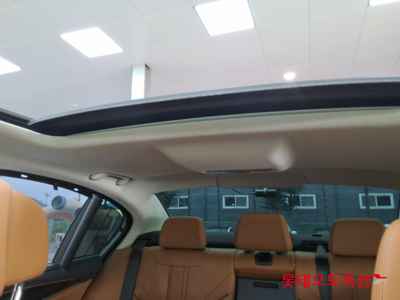 Bmw 520I 2022 — صورة 5