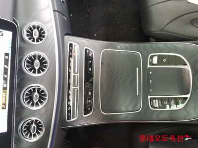 Mercedes-Benz Cls 300D 2022 — صورة 7