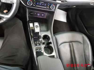 هيونداي سوناتا 2022 — صورة 7