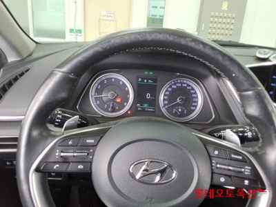 هيونداي سوناتا 2022 — صورة 9