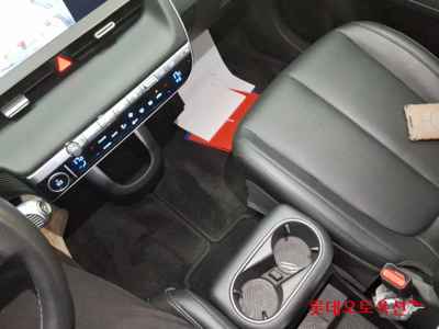 هيونداي Ioniq 2022 — صورة 5