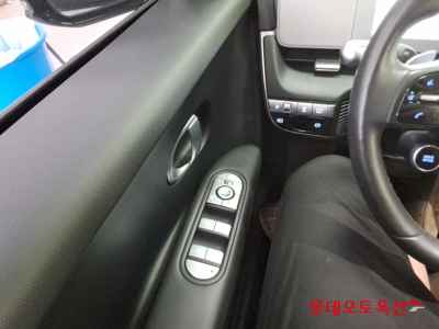 هيونداي Ioniq 2022 — صورة 9