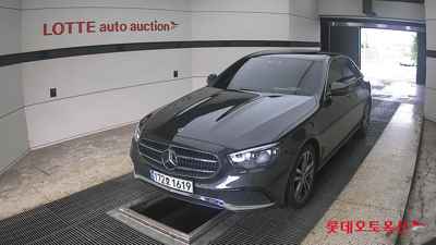 Mercedes-Benz E350 2022