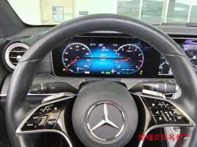 Mercedes-Benz E350 2022 — صورة 10
