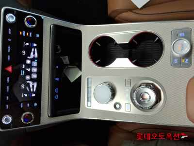 جينيسيس Gv80 2024 — صورة 7