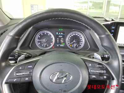 هيونداي سوناتا 2023 — صورة 10