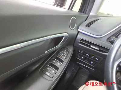 هيونداي سوناتا 2023 — صورة 9