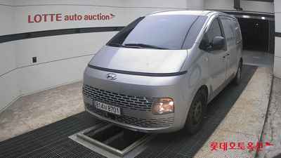 هيونداي Staria 2023