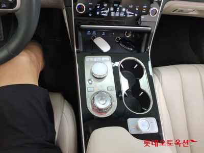 جينيسيس Gv80 2024 — صورة 6