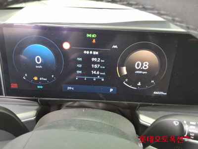 هيونداي جرانديور 2023 — صورة 10