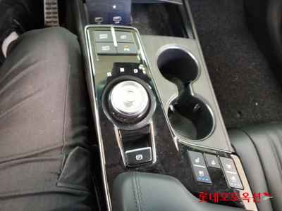 كيا K8 2022 — صورة 6
