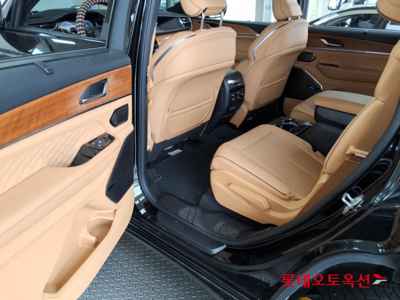 جيب Grand Cherokee 2022 — صورة 3