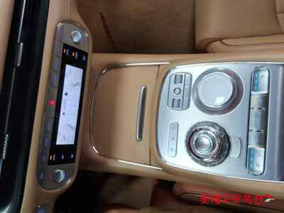 جينيسيس G90 2023 — صورة 7